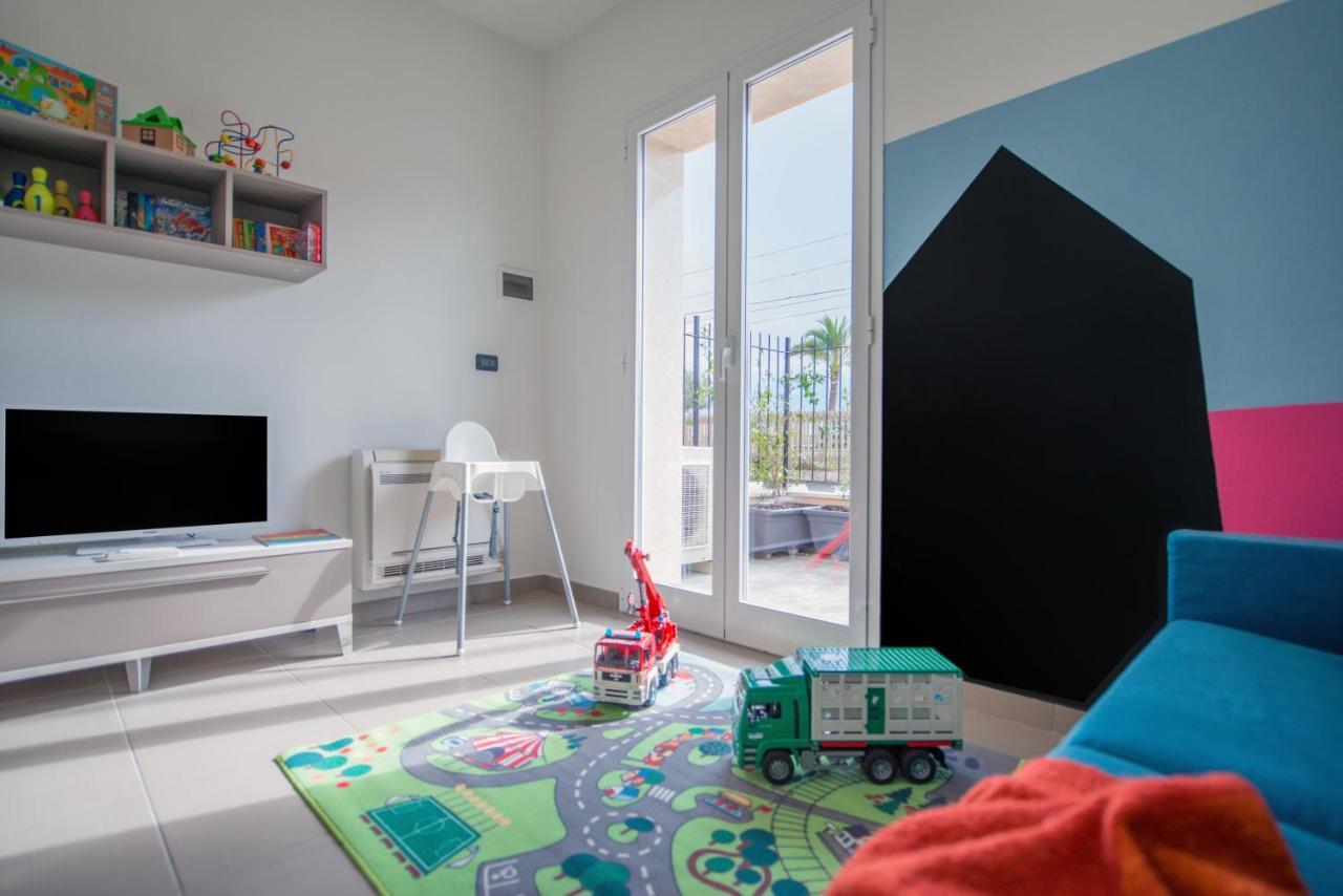 Babyaccommodation Family Comfort Ll Pietra Ligure Bagian luar foto