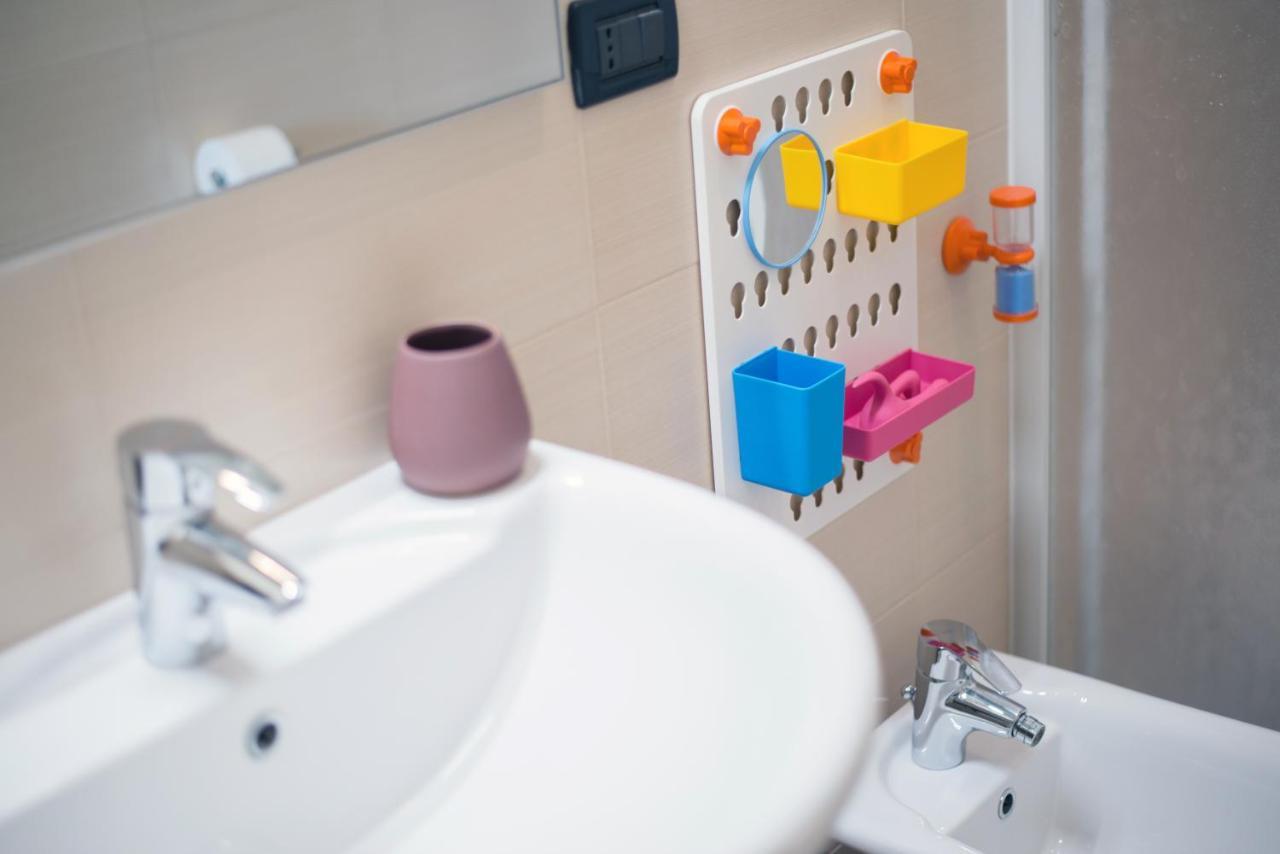 Babyaccommodation Family Comfort Ll Pietra Ligure Bagian luar foto